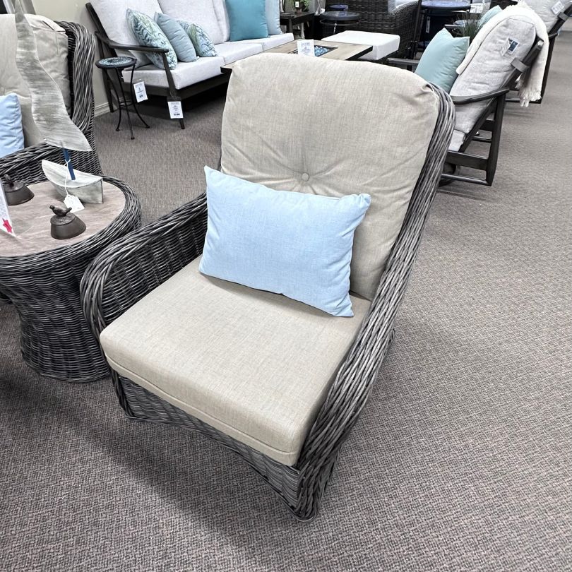 Patio Renaissance Westhampton Patio Lounge Chair