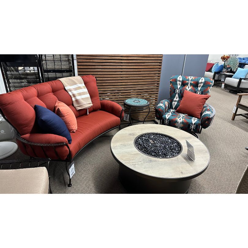 OW Lee Monterra Mini Outdoor Patio Crescent Love Seat